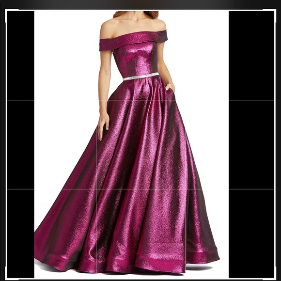 Mac Duggal off shoulder raspberry gown prom - Picture 13 of 15